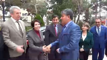 Vali Akpınar Göreve Geri Döndü