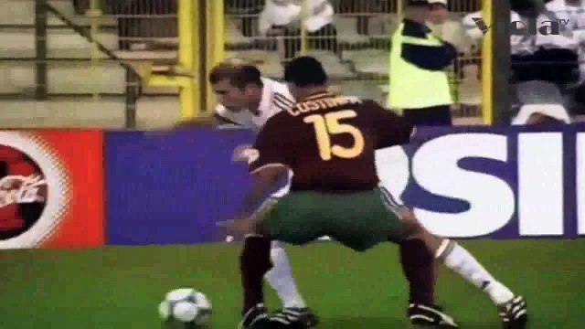 Zinedine Zidane - Top Skills & Tricks - HD