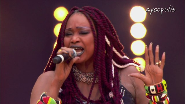 Oumou Sangaré - Nuit Africaine au Stade de France