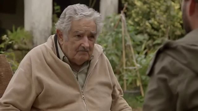 Mujica dice Europa esta empantanada y vacia por tontas reformas politicas economicas