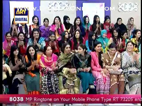 Audience Me Bethi Aik Aurat Ne Nida Yasir Ko Un Married Or 13 Saal Choti Bana Dala