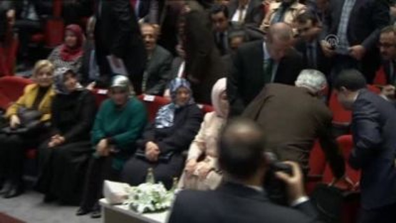 Erdoğan: "Diliniz Neyse, Dünyanız da Odur"