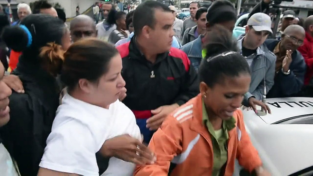 Polícia de Cuba prende 32 em protesto