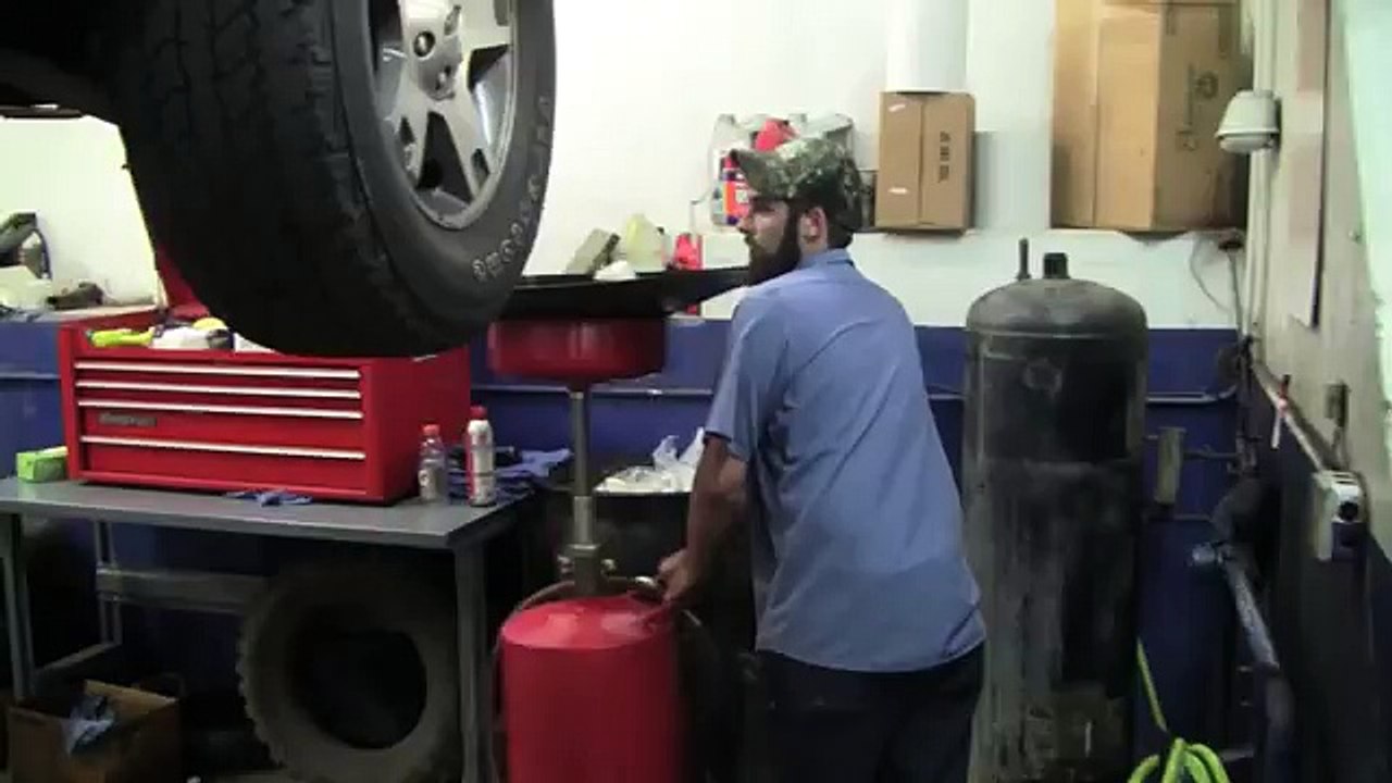 Ford Oil Change Clarksville, TN | Ford Service Shop Clarksville, TN 