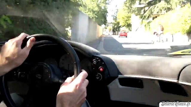 Conduire une McLaren F1 : un rêve pour les passionnés de Supercars!