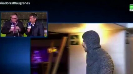 Gerard Piqué version chevalier avant le match entre Barcelone et le Paris SG