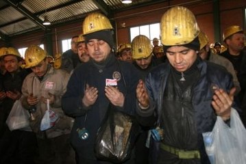 Madencinin Fazla Mesai Ücreti Elinden Alınıyor