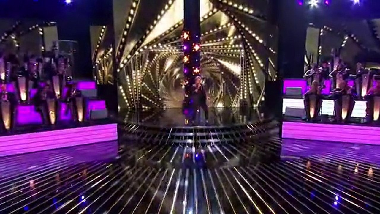 Luke Friend sings Moondance by Van Morrison - Live Week 5 - The X Factor 2013 - Official Channel
