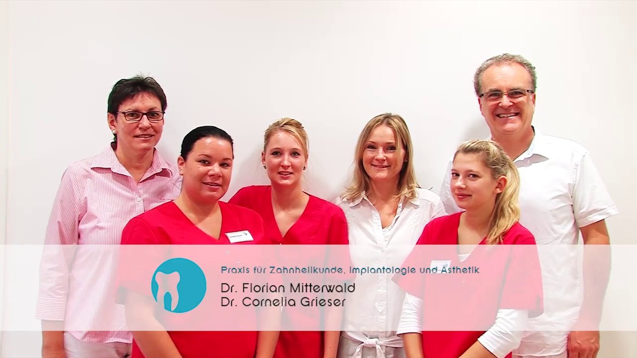 Zahnimplantate Friedberg - Zahnarztpraxis Dr. Mitterwald, das Spezialistenteam für Zahnimplantate in Augsburg, Friedberg und der näheren Umgebung. www.zahnimplantate-augsburg.de