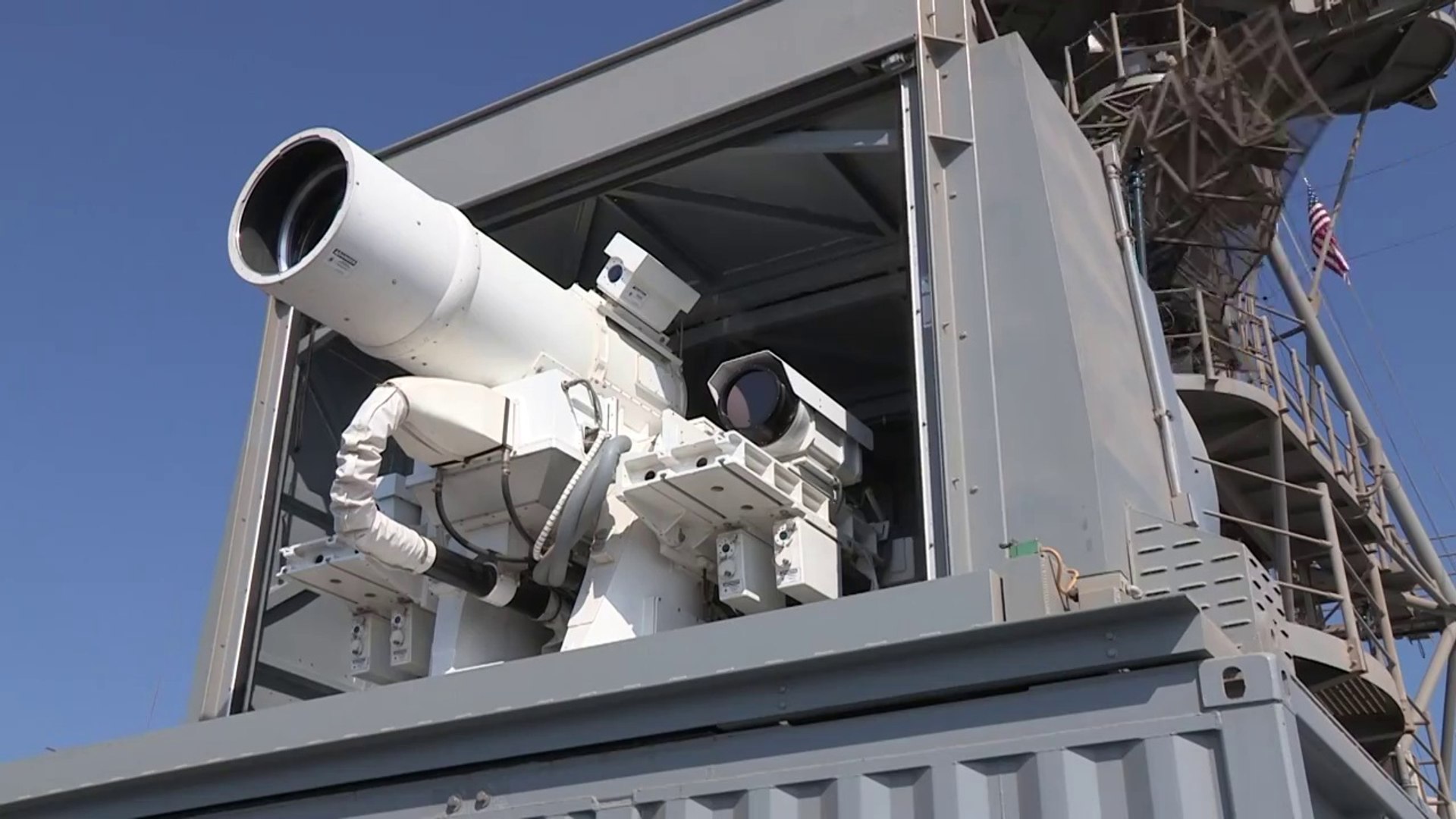 L'US Navy dévoile son canon laser - Vidéo Dailymotion