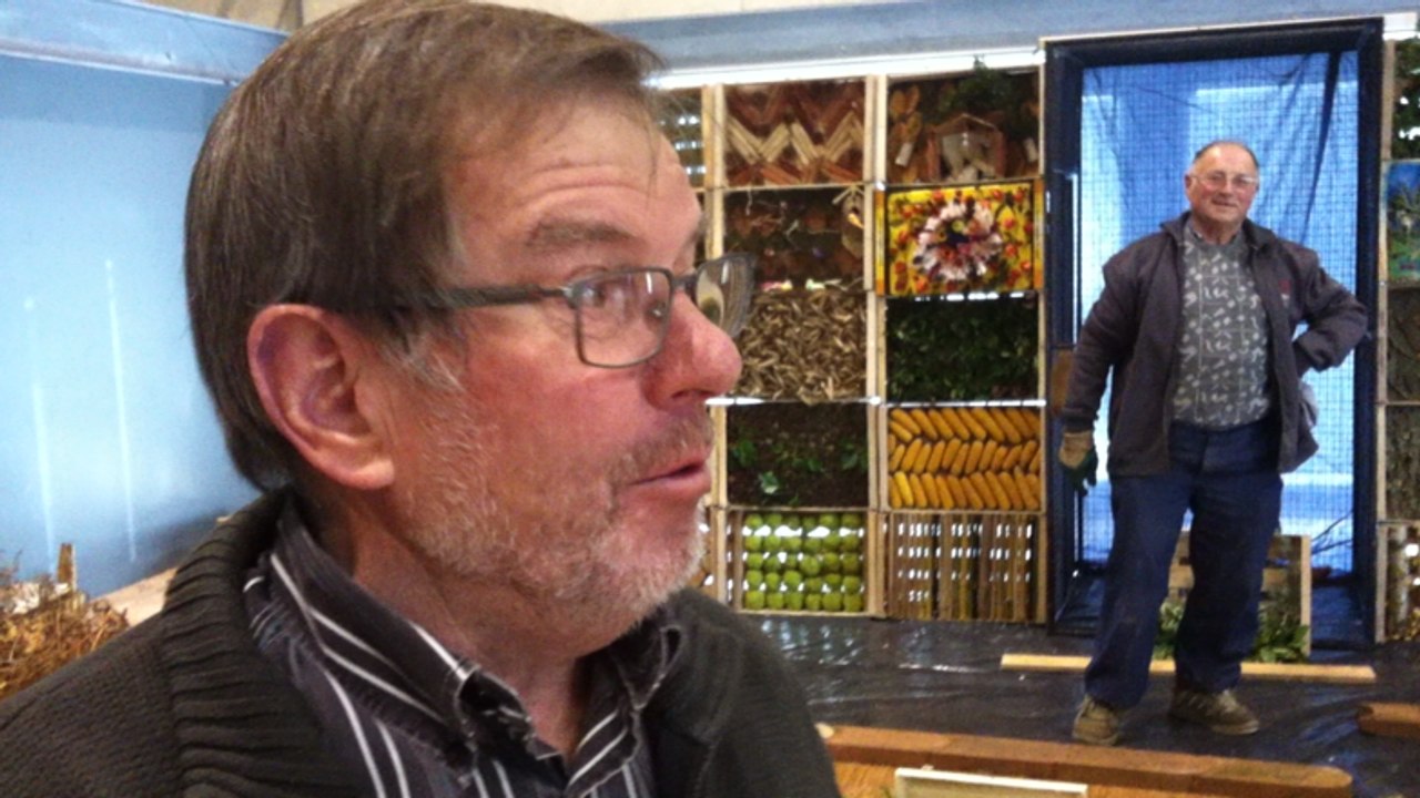 Préparatif du 5e salon des oiseaux de volières et basse-cour