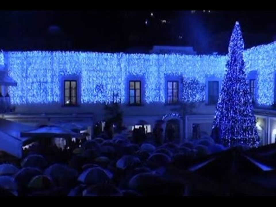 Capri (NA) - La Val di Sole incontra Capri, la piazzetta imbiancata (10.12.14)