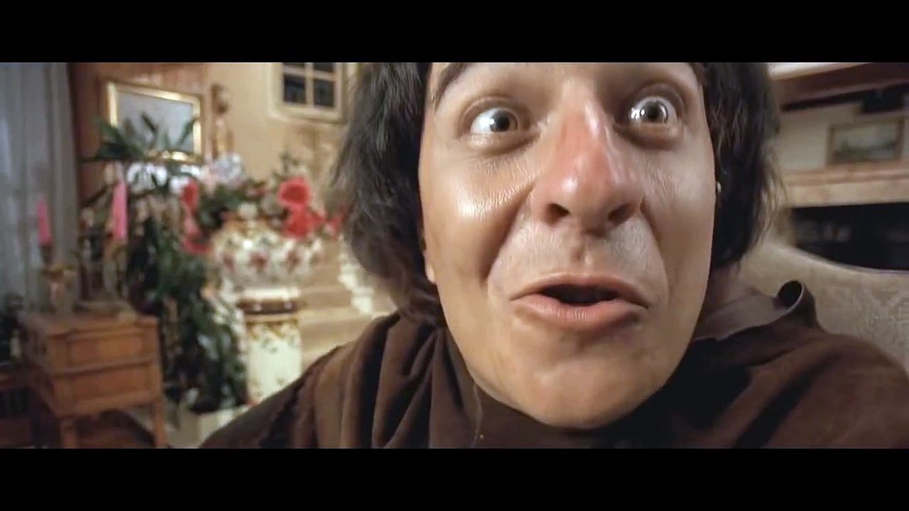 [Les visiteurs] Et on lui pélera le jonc