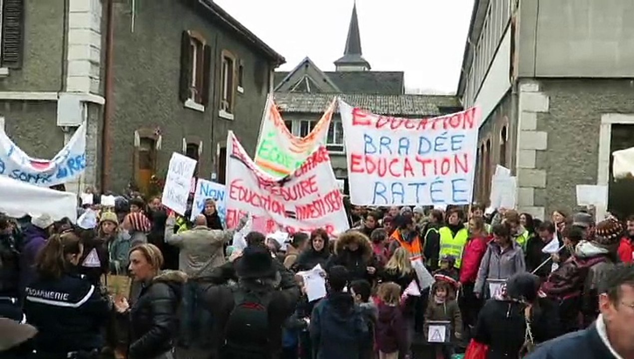 Grève historique dans les écoles et collège de...