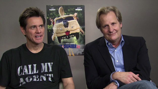Dumb et Dumber 2 : Jim Carrey et Jeff Daniels étaient encore dans leur rôle face à notre journaliste