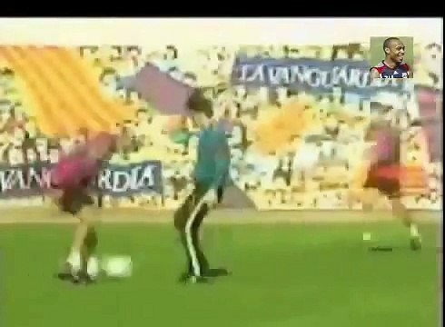 Já viu o Ronaldo Fenômeno humilhando no treino do Barcelona? Veja!