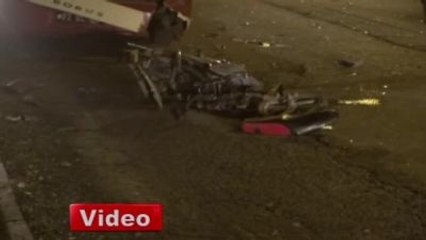 Halk Otobüsü ile Motosiklet Çarpıştı: 1 Ölü