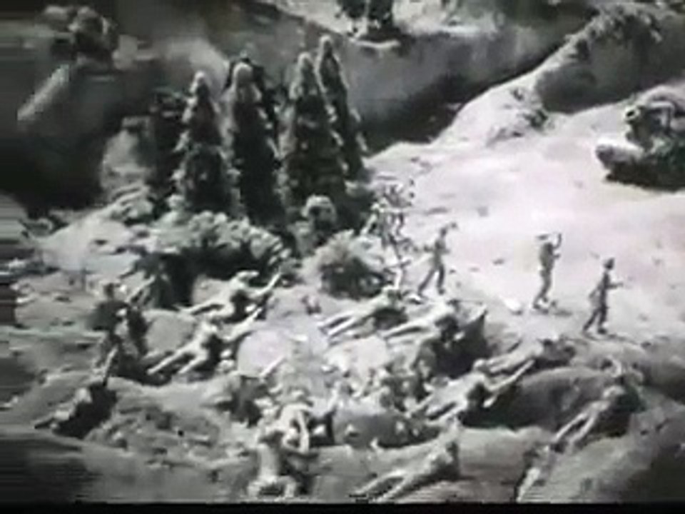 VINTAGE 1950s POST TOASTIES CEREAL ~ ARMY TANK PREMIUM