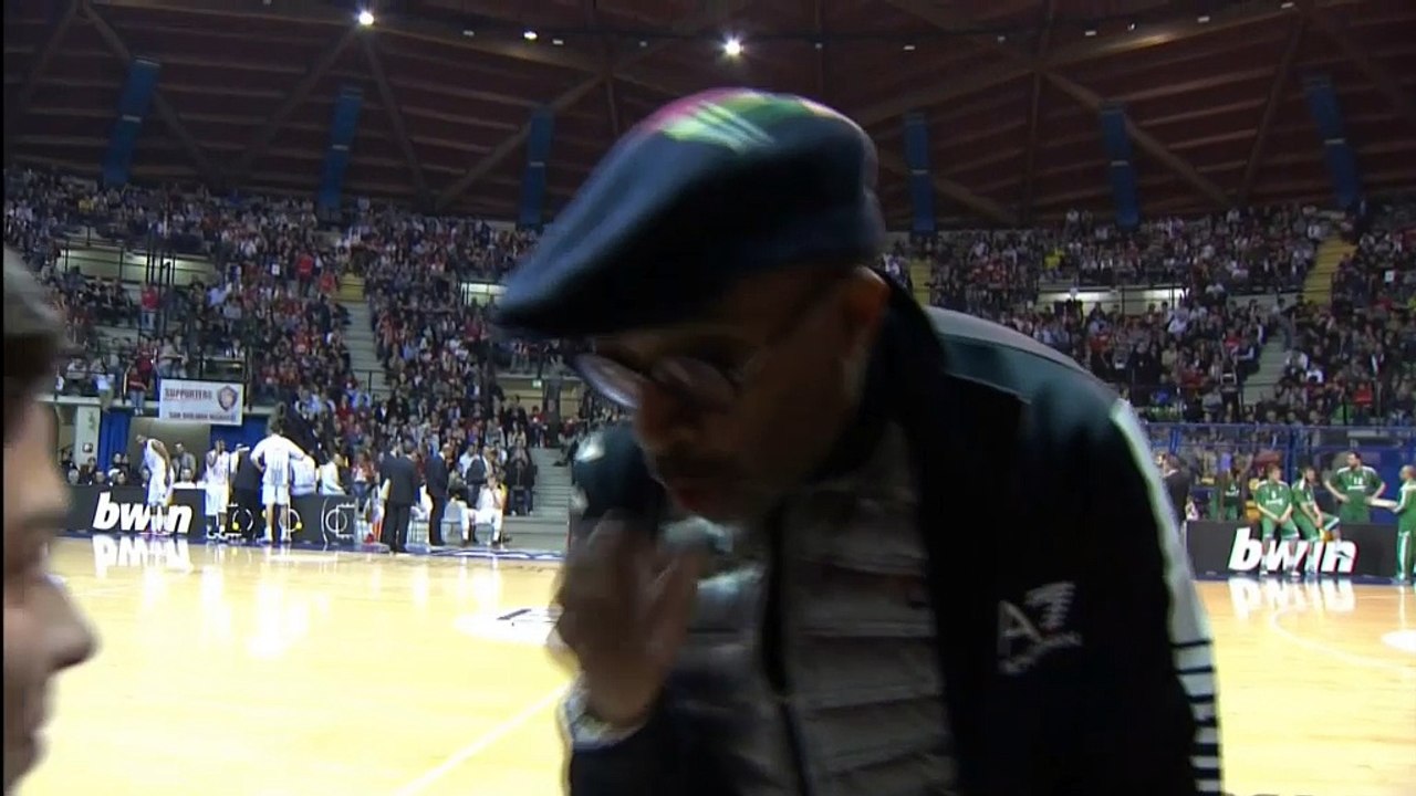 Hollywood-regisseur sieht spielunterbrechung