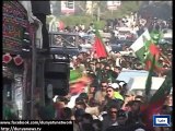 Dunya News - Plan C in motion_ PTI supporters block major arteries in Karachi