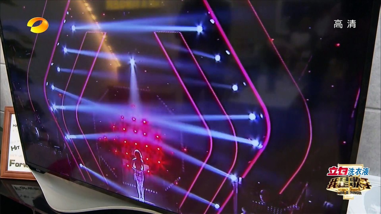 我是歌手-第二季-第1期 I Am A Singer S02 E01韩磊完美诠释大师音质 罗琦绚丽闪电极致摇滚【湖南卫视官方版1080P】20140103