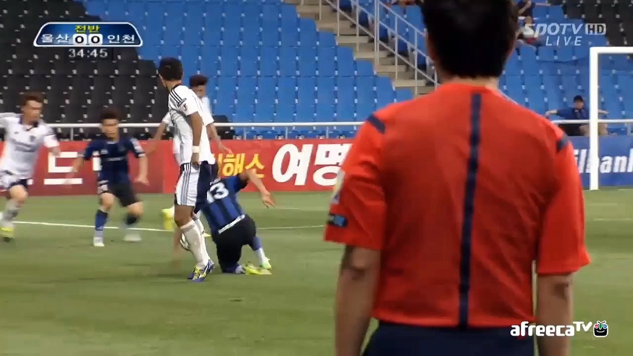 MF GOO Bon-Sang vs Ulsan 02-Aug-2014