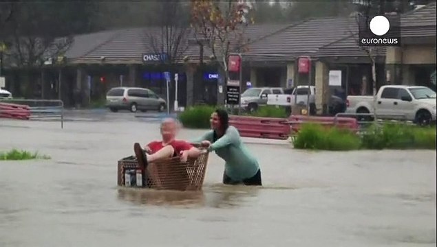 California: dopo la siccità arrivano fortissime piogge. Lo stato è nel caos