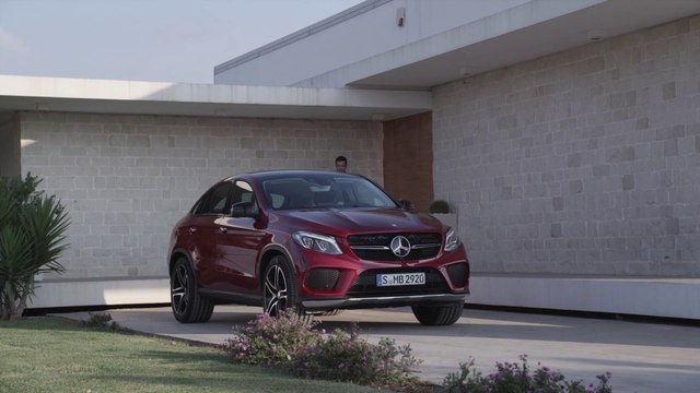 Mercedes-Benz GLE Coupe sürüş videosu // ototest.tv