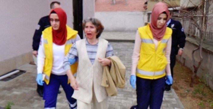 Maskeli Hırsız, Yaşlı Kadına Biber Gazı Sıkıp Dövdü