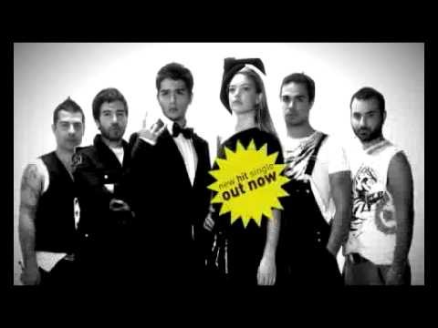 Μέλισσες - Κρυφά | Melisses - Krifa - Official Video Clip