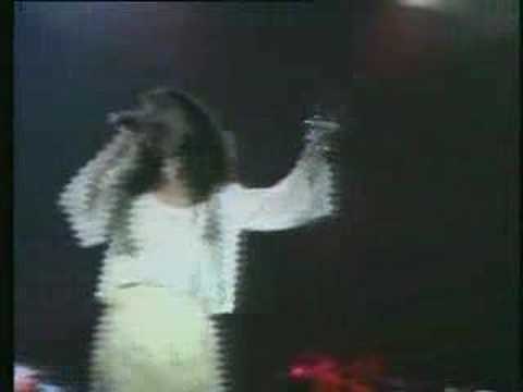 Ελευθερία Αρβανιτάκη - Δυνατά | Eleftheria Arvanitaki - Dynata - Official Video Clip