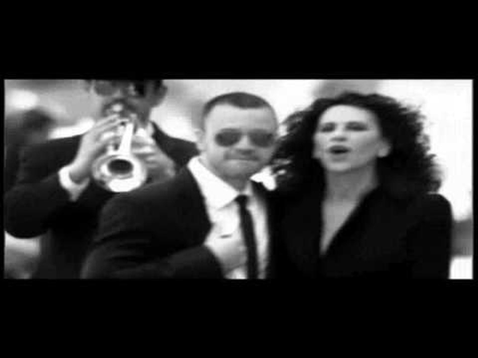 Ελευθερία Αρβανιτάκη - Δε Μιλώ Για Μια Νύχτα Εγώ | Eleftheria Arvanitaki - De milo gia mia nyxta ego