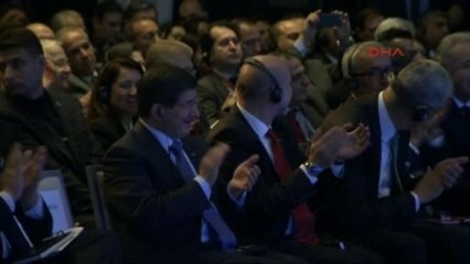 Başbakan Davutoğlu Türkiye-İtalya İş Forumu'nda Konuştu