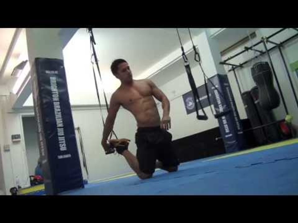 AMAZING CORE STRENGTH WITH TRAINER MAX