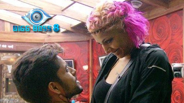 Bigg Boss 8: Gautam To Diandra 'STAY AWAY'