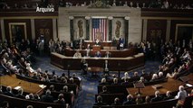Câmara dos EUA aprova lei de finanças