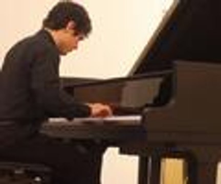 Piyanomla insanlığa barış getirmek isterdim