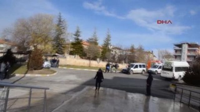 Karaman 3 Aylık Eşi Tarafından Bıçaklanan Kadın Öldü