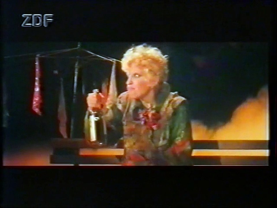 BETTE MIDLER – DIVINE MADNESS 1980, The End, Finale. (deutsche Untertitel)
