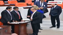 Genel Kurul'da Başbakan Yardımcısı Yalçın Akdoğan, Hdp'lilerle Sohbet Etti