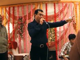 friends enjoyment on marriage occassion