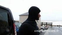 Surfeur dans la tempête à Mers-les-Bains