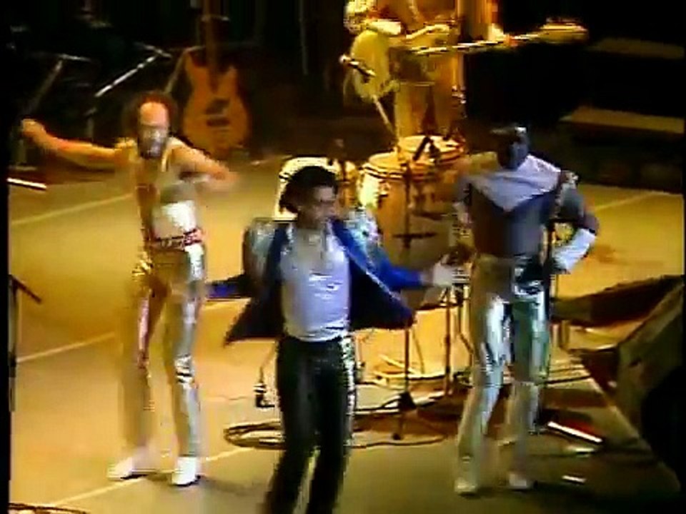 Earth Wind & Fire In Concert - Oakland Coliseum 1981