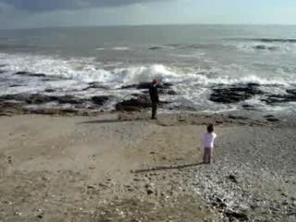derrière la colline