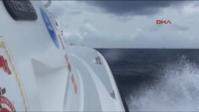 İzmir Sahil Güvenlik Ekipleri, Ege Denizi'nde Her Yerde