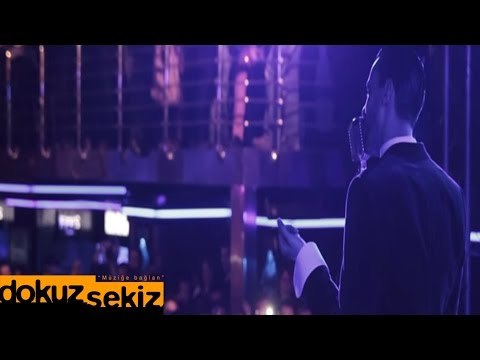 Cem Adrian - Mutlu Yıllar (Ooze Venue)