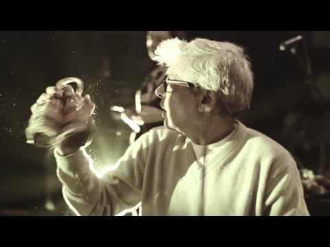 Trilok Gurtu konser öncesi (İstanbul Experience)