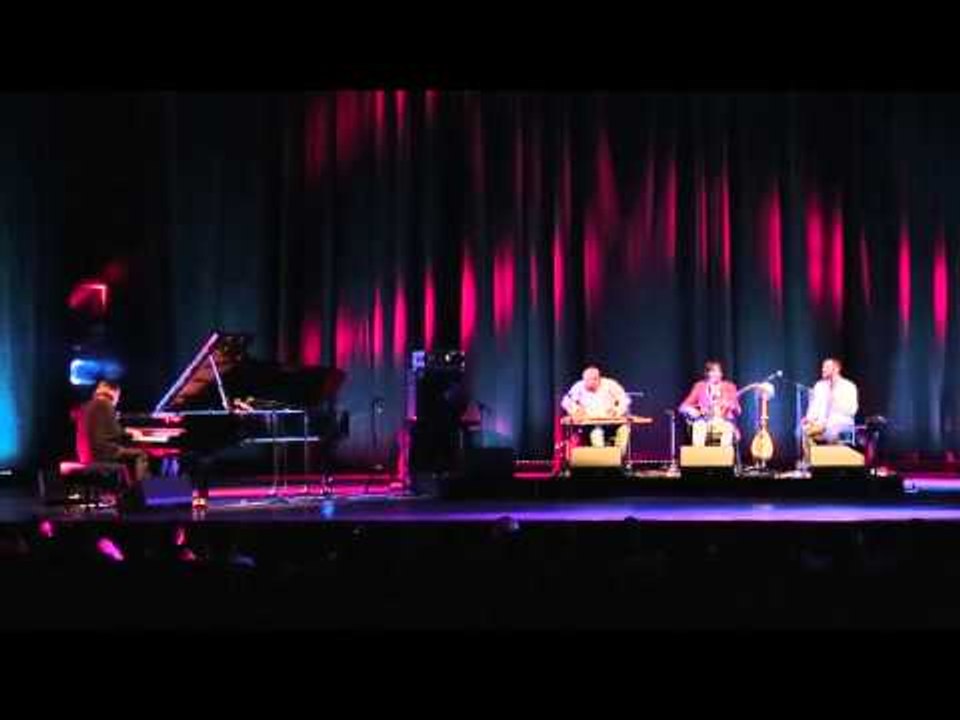 Taksim Trio & Dorantes - Gitti De Gitti (İstanbul Experience)