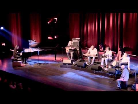 Taksim Trio, Dorantes, Benavent & Trilok Gurtu - Derdin Ne (İstanbul Experience)