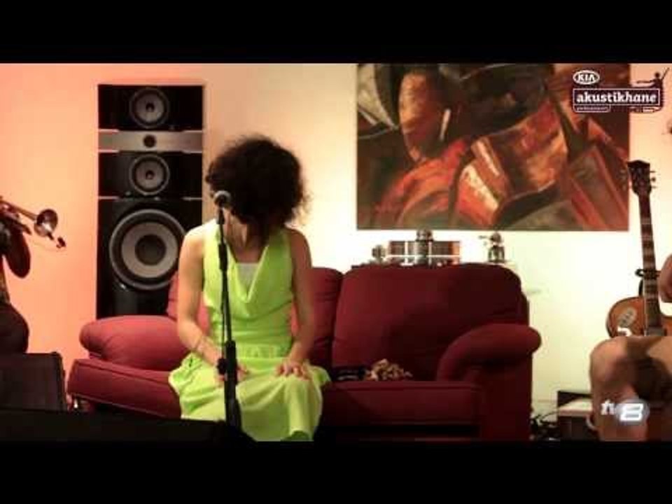 Yasemin Mori - Dünya (Akustikhane)